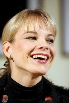 Elina Garanca Bientot Maman Forum Opera