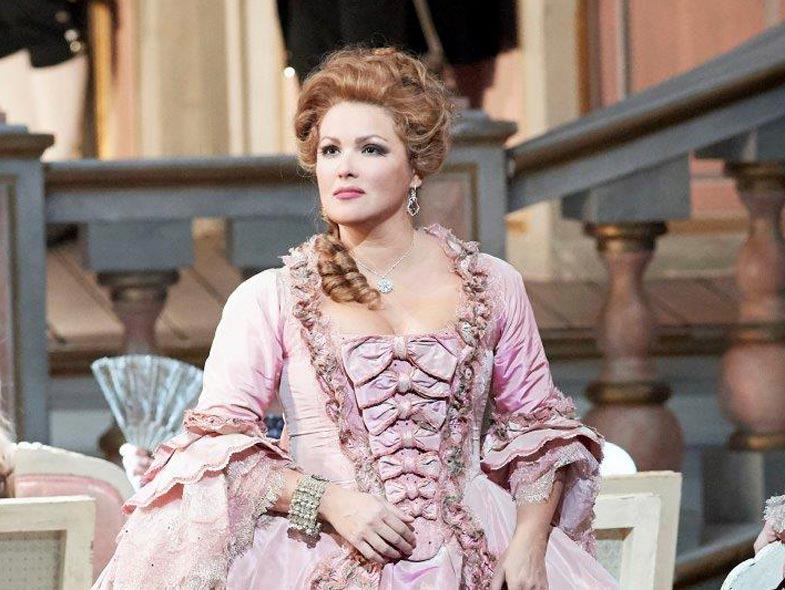 Anna Netrebko dans Adriana Lecouvreur à NewYork © Metropolitan Opera