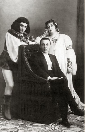 Rachmaninov entouré des créateurs de "Francesca da Rimini" © DR