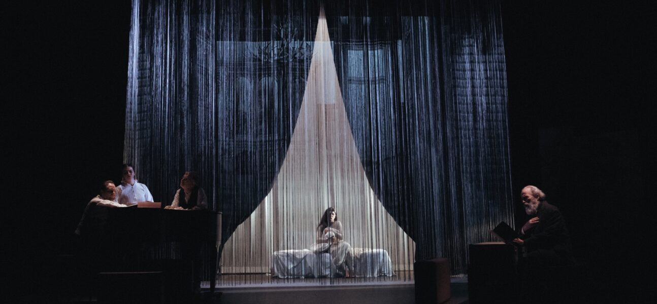 パリのエベルト劇場でヴェルディの生涯を描く戯曲『Viva Verdi』が上演中