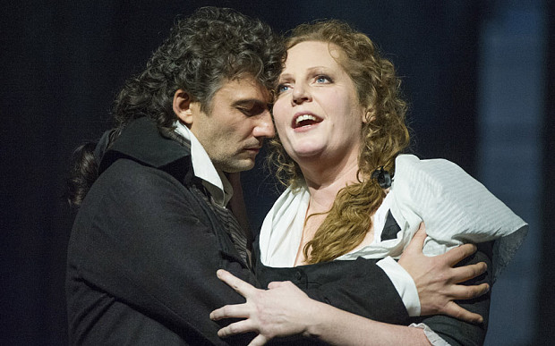 Jonas Kaufmann (Andrea Chenier), Eva-Maria Westbroek (Maddalena) © Alastair Muir