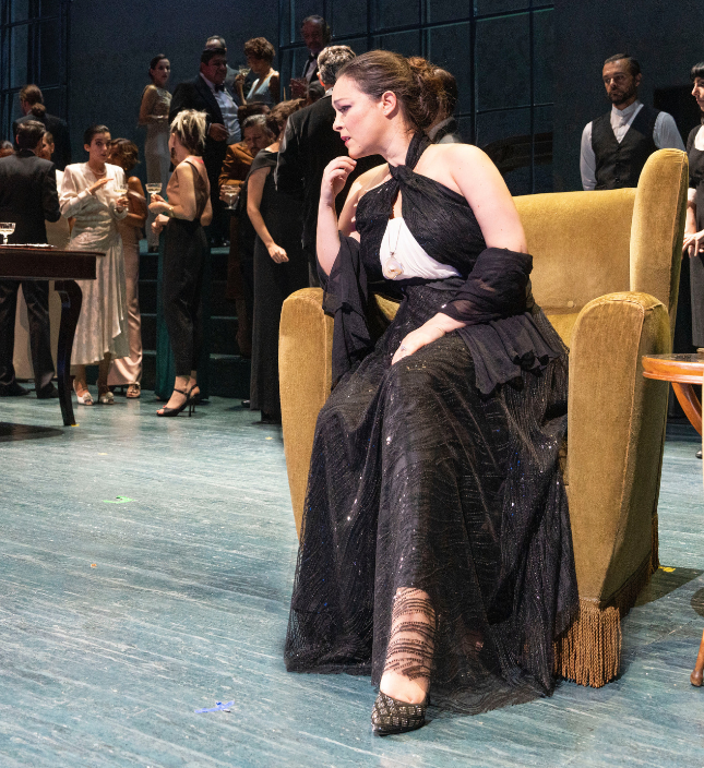 Eleonora Buratto, Desdemona dans Otello de Rossini mis en scène par Rosetta Cucchi à Pesaro ©  ROF / Studio Amati Bacciardi