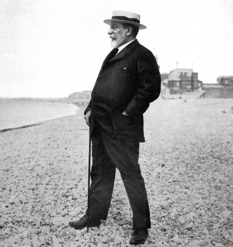 Camille Saint-Saëns sur la plage de Dieppe © coll. Fonds ancien et local, Ville de Dieppe