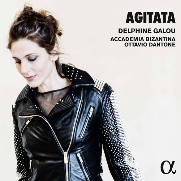 delphine-galou-couv-agitata