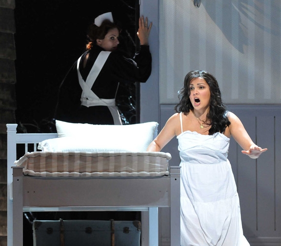 Anna Netrebko (Iolanta) © Metropolitan Opera