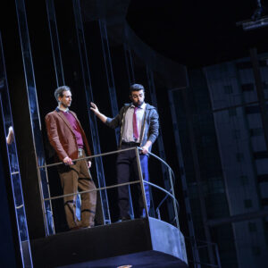 Laurent Kubla (Leporello) et Davide Luciano (Don Giovanni)© J.Berger