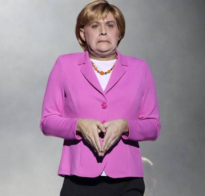 Alex Esposito (alias Angela Merkel) © OVB