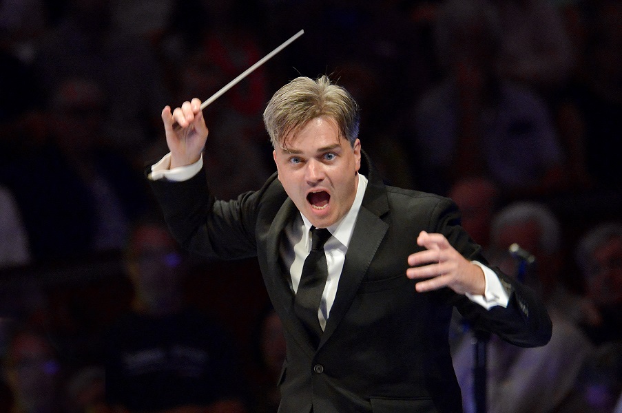 Edward Gardner aux Proms de Londres en 2013 © DR