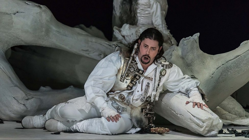 Count Douglas (David Stout) dans Guglielmo Ratcliff au Wexford Opera Festival en 2015 © DR