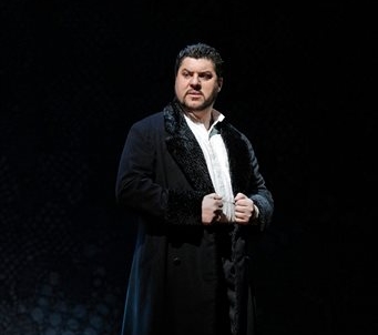 Luca Salsi (Enrico)  © Metropolitan Opera