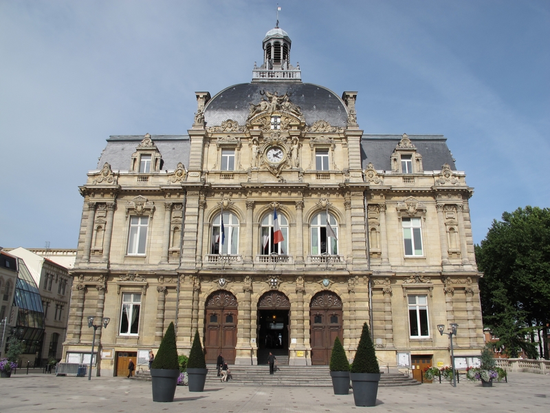 Tourcoing, hôtel de ville © DR