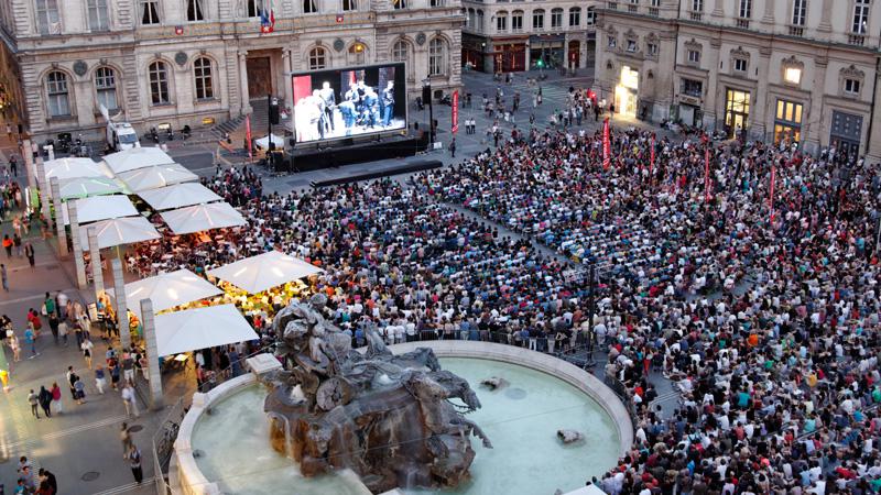 Carmen sur écran géant place des Terreaux à Lyon en 2012 © DR